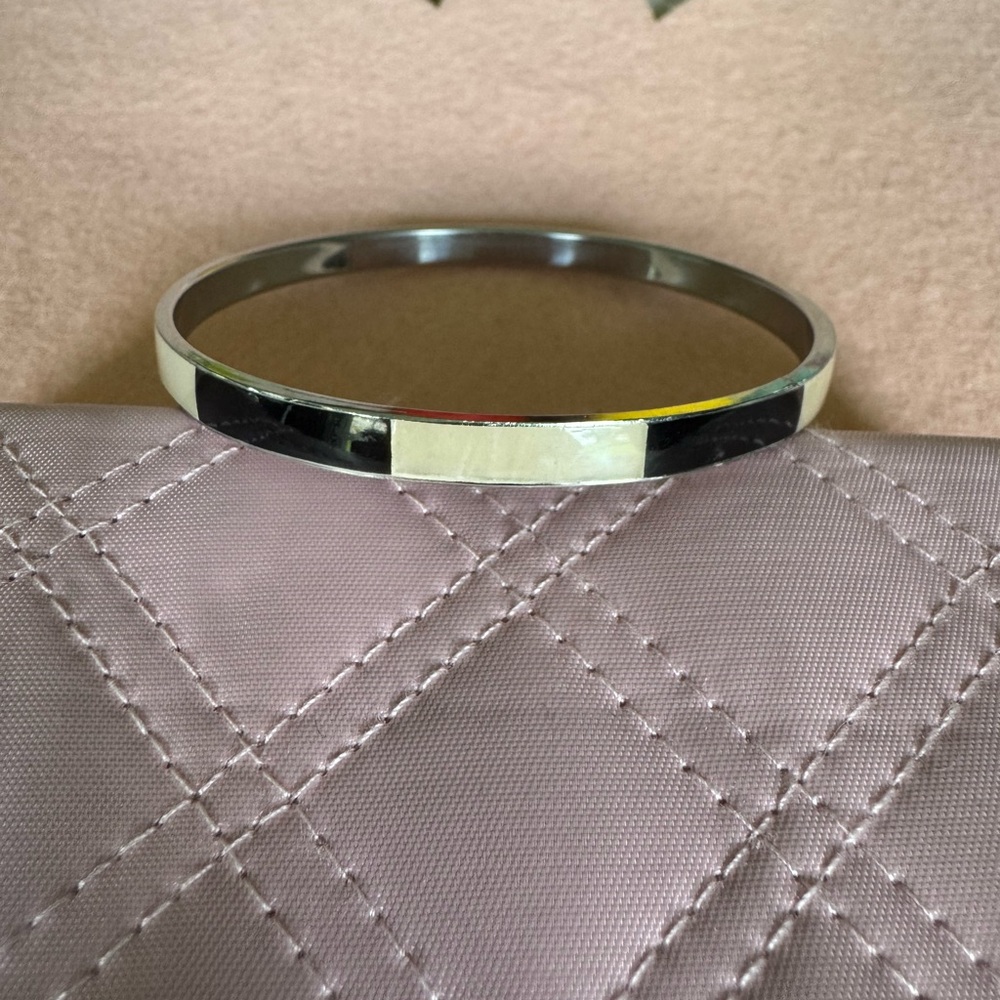 Silver Mother of Pearl and Black Onyx Bangle Bracelet Vintage GC